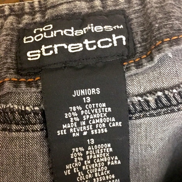 No Boundaries Stretch Gray Denim Skirt - Picture 4 of 5